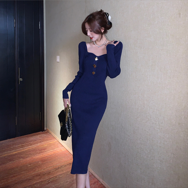 ชุดเดรสยาวสวยๆ สไตล์เกาหลี มีขนาด S M L XL สนใจทักแชท