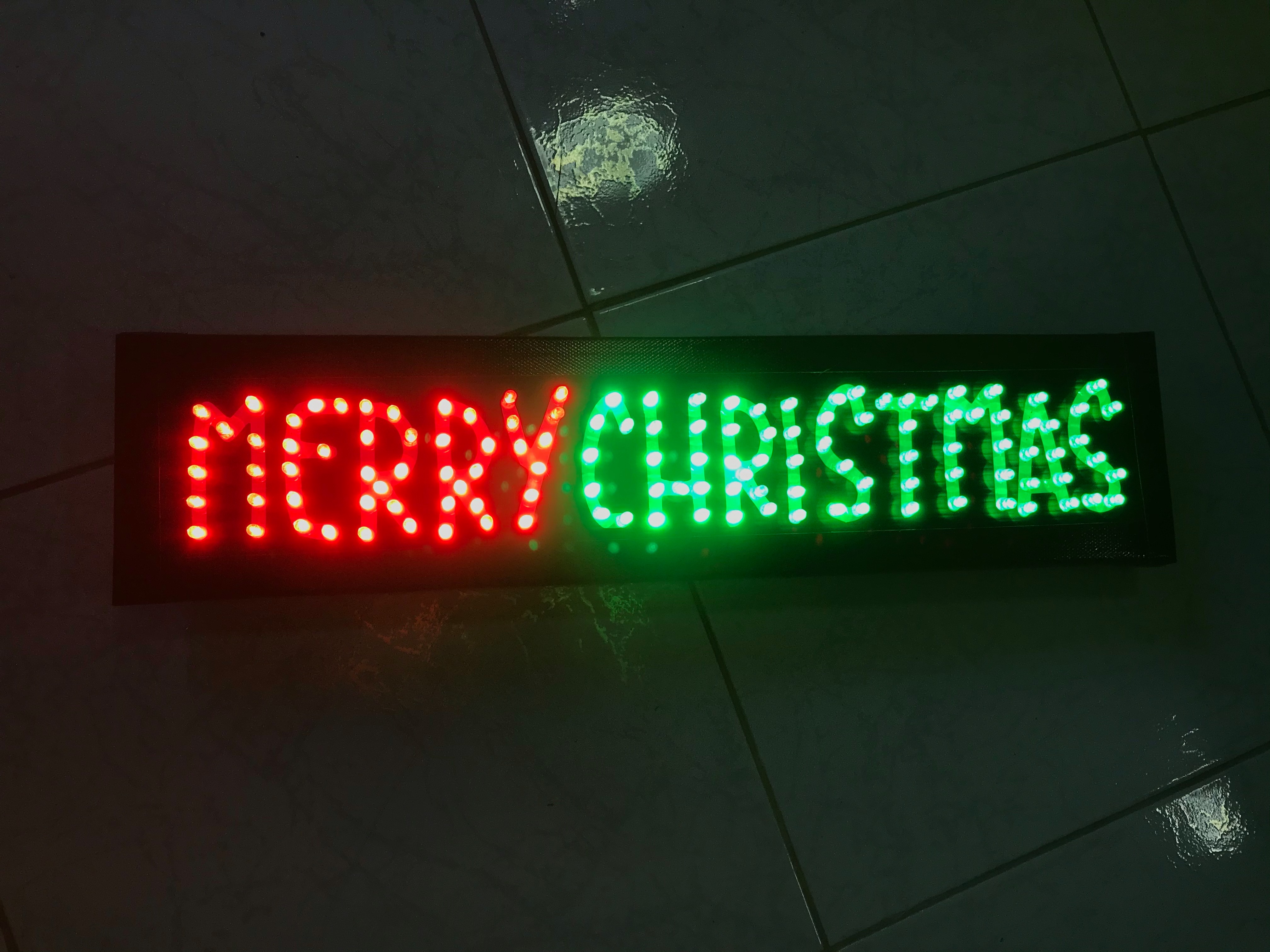 ป้ายไฟเชียร์ #MERRYCHRISTMAS