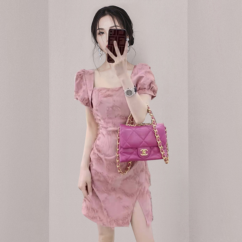 ชุดเดรสยาวสวยๆ สไตล์เกาหลี มีขนาด S M L XL สนใจทักแชท