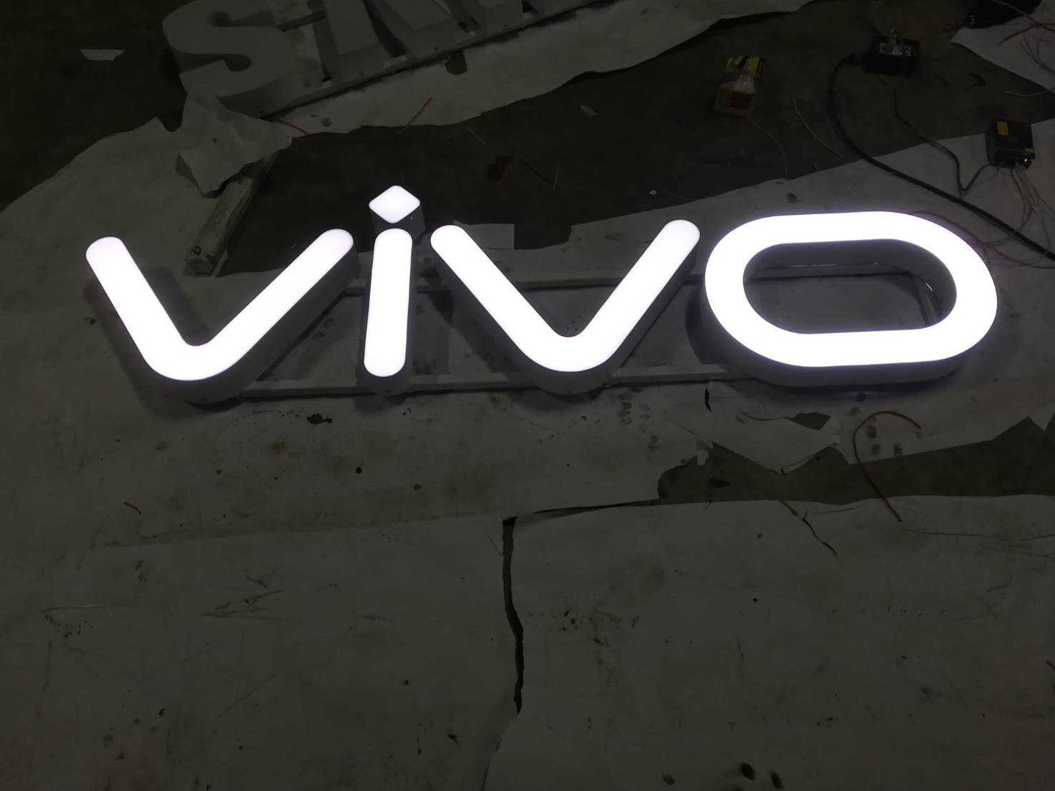 กล่องไฟไม่มีคิ้ว #VIVO