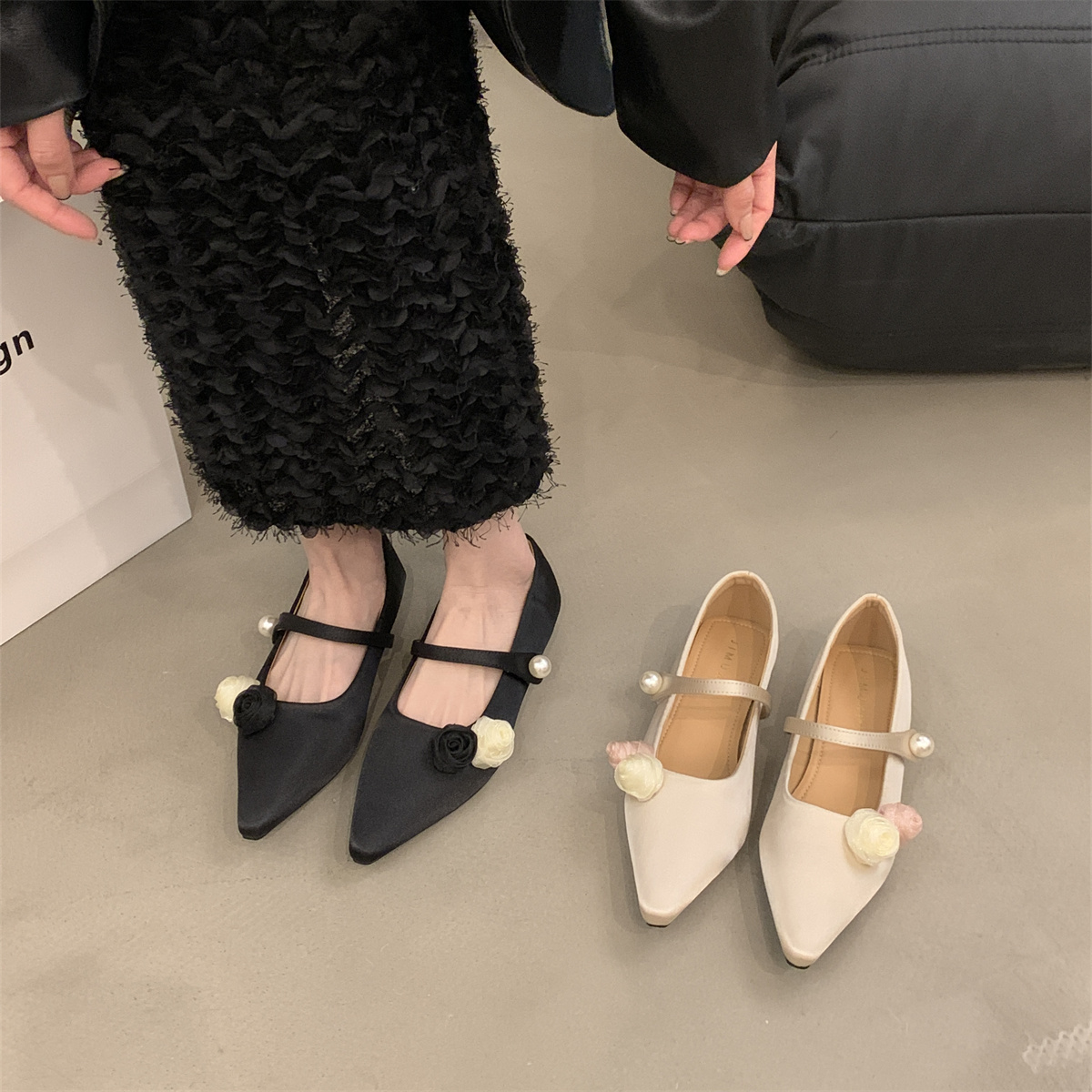รองเท้าคัทชูผู้หญิงส้นเตี้ย ใส่สบาย มีขนาด35-43