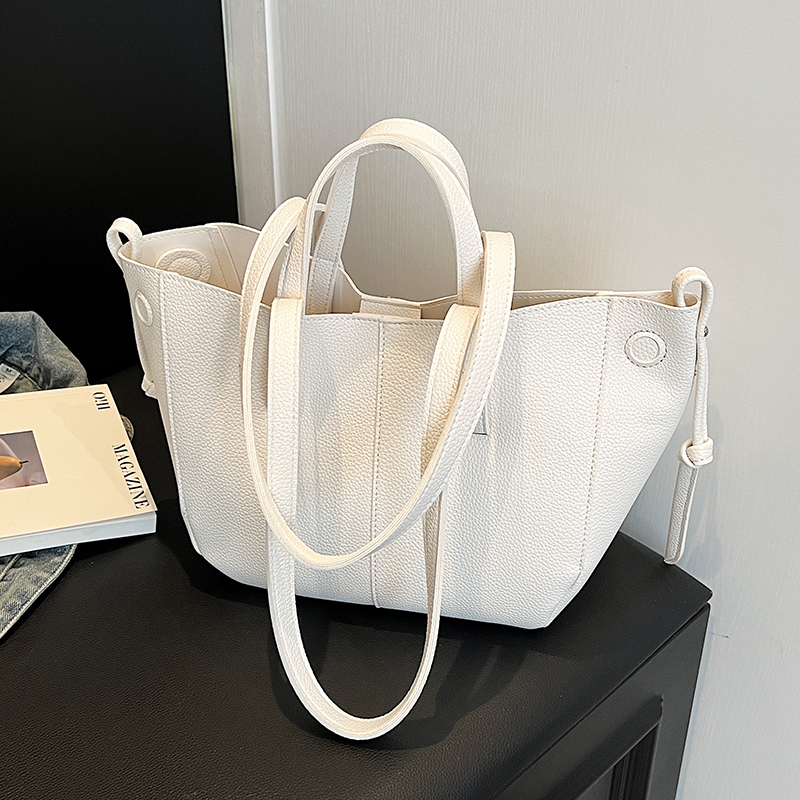 กระเป๋าผู้หญิงสวยๆ กระเป๋าสะพายข้างผู้หญิง กระเป๋าแบรนด์COOL BAG