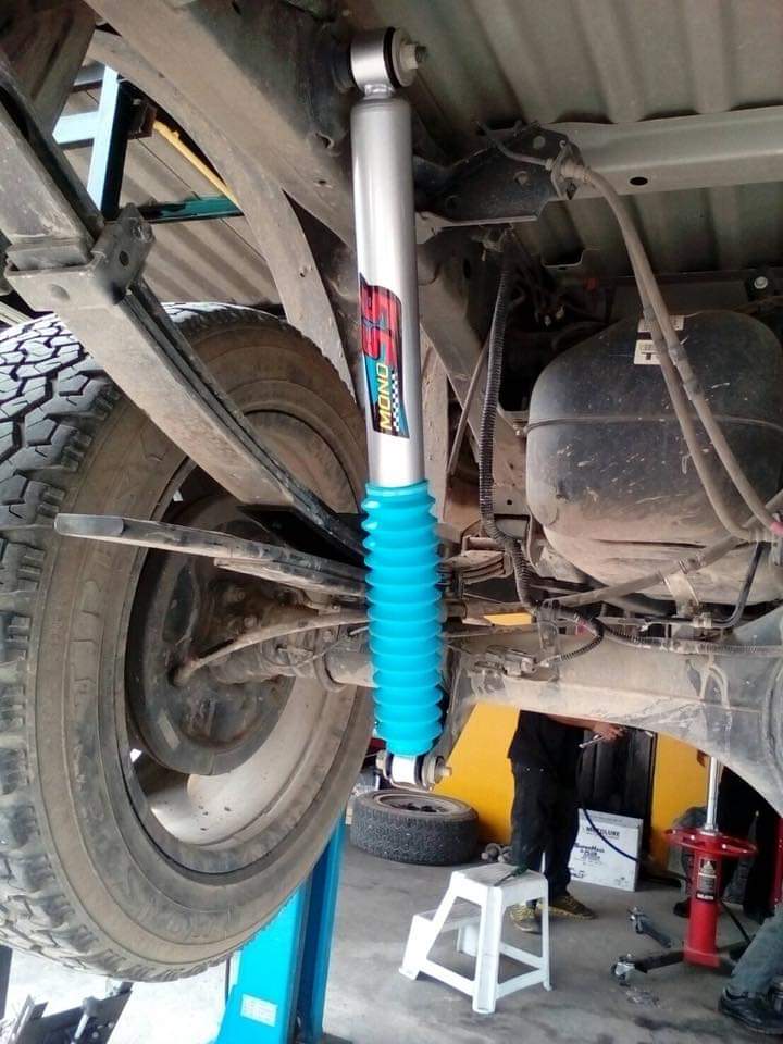 โช๊คอัพคู่หน้า Mono ss AutoValve