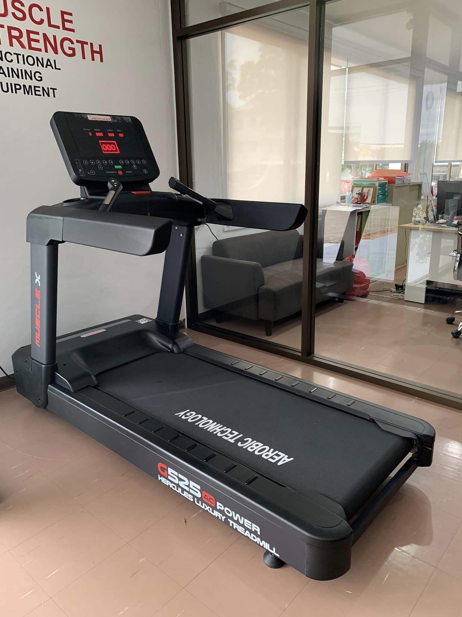 ลู่วิ่งไฟฟ้าเกรดคอมเมอเชียล MuscleX G525