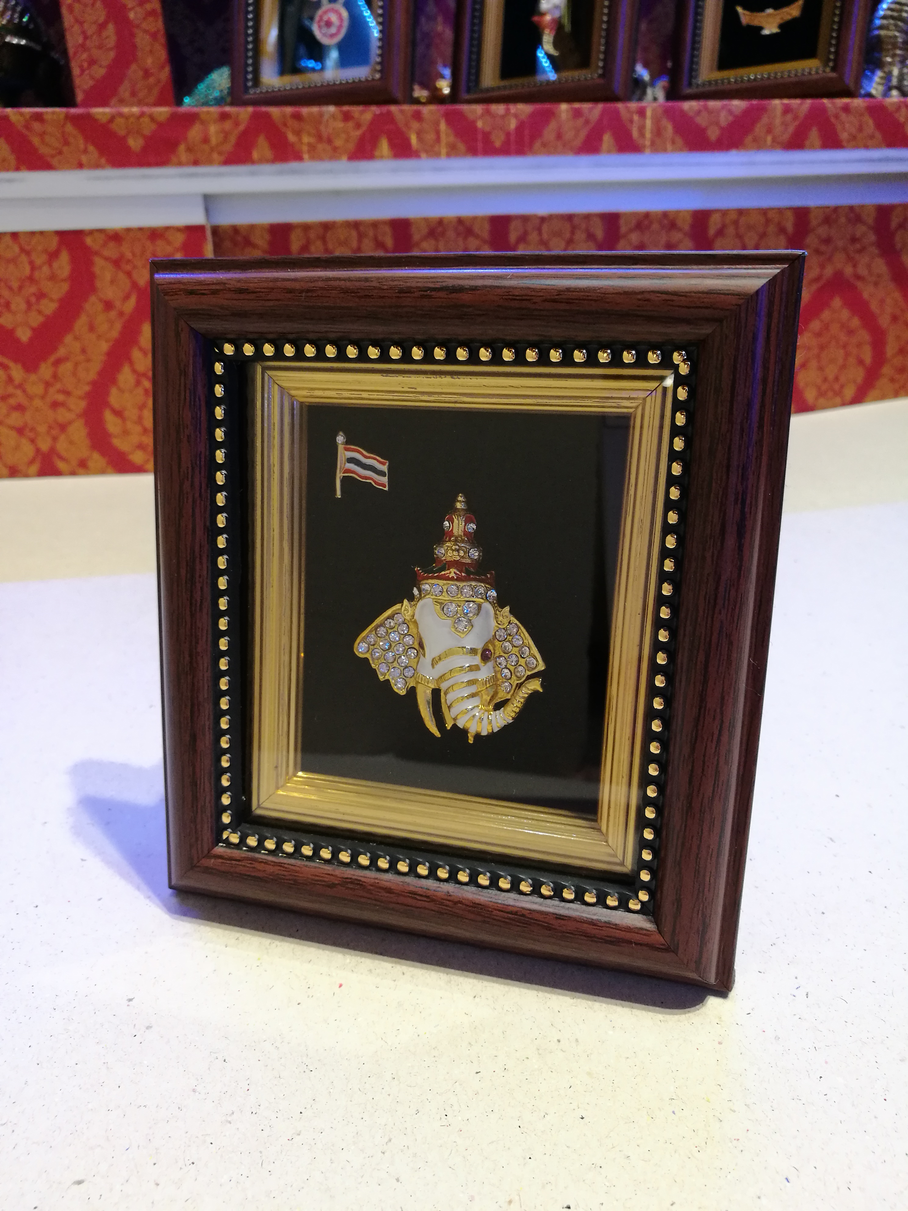 กรอบรูป ของฝากที่ระลึก งานแฮนเมด พร้อมกล่องผ้าไหม บุฟองน้ำอย่างดี