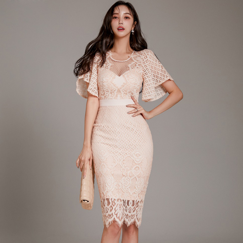 ชุดเดรสยาวสวยๆ สไตล์เกาหลี มีขนาด S M L XL สนใจทักแชท