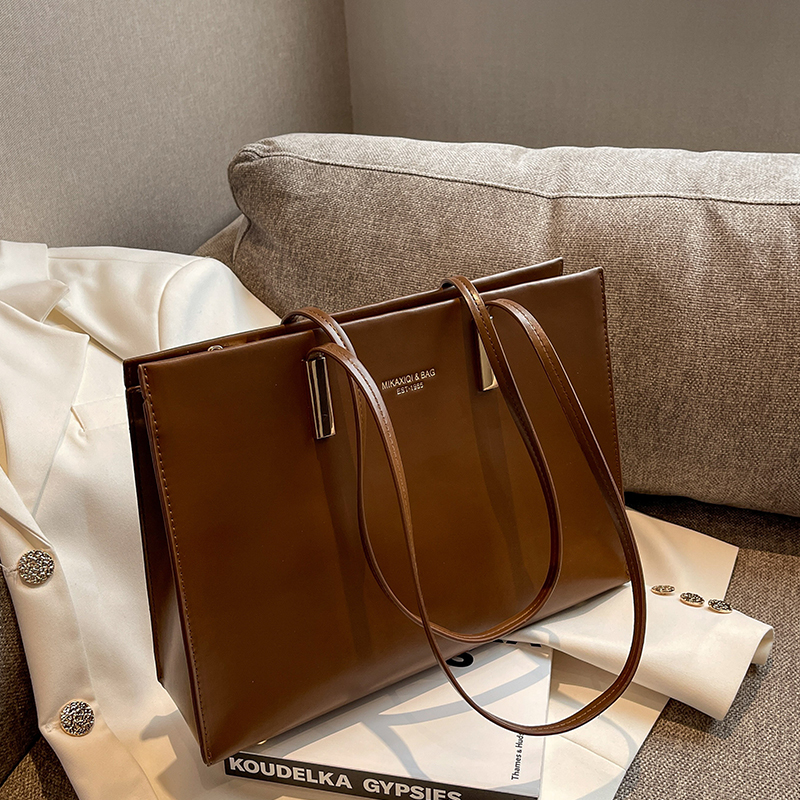 กระเป๋าผู้หญิงสวยๆ กระเป๋าสะพายข้างผู้หญิง กระเป๋าแบรนด์COOL BAG