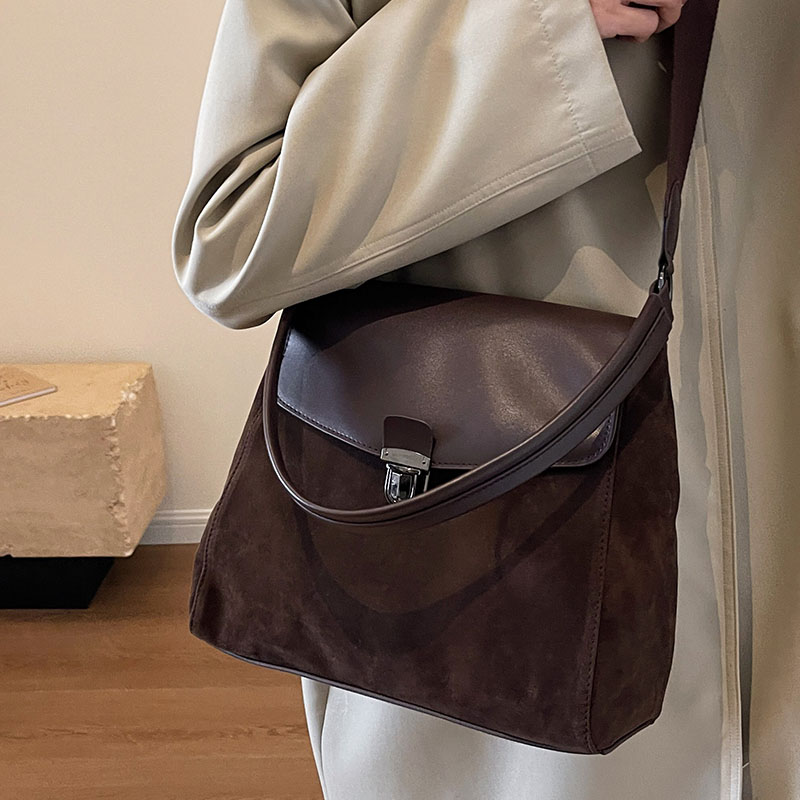 กระเป๋าผู้หญิงสวยๆ กระเป๋าสะพายข้างผู้หญิง กระเป๋าแบรนด์COOL BAG