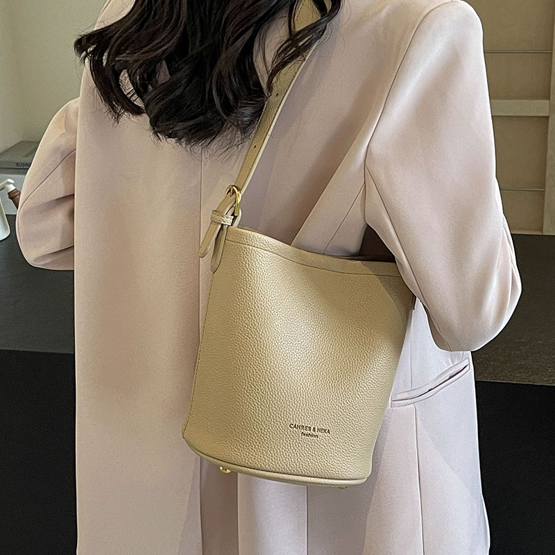 กระเป๋าผู้หญิงสวยๆ กระเป๋าสะพายข้างผู้หญิง กระเป๋าแบรนด์COOL BAG