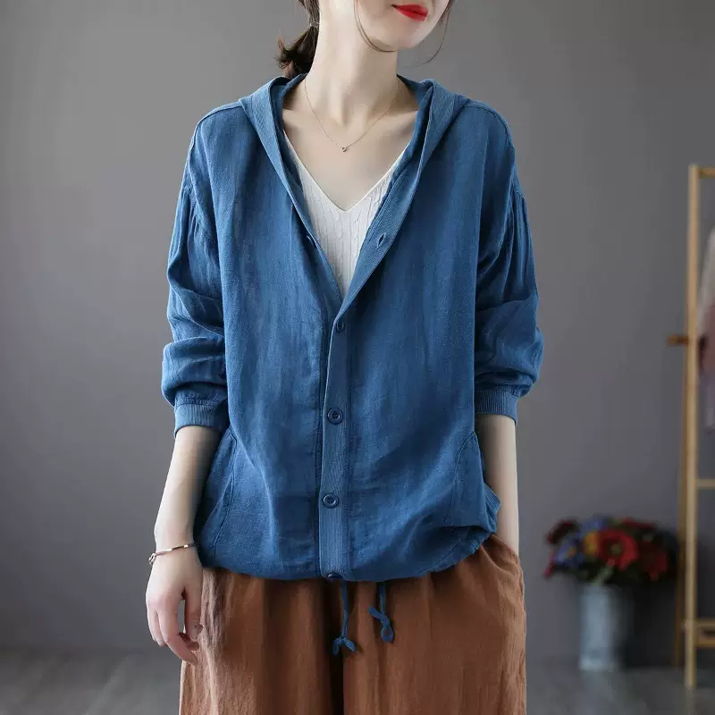 เสื้อยืดแขนยาว มีฮู้ด มีขนาด S M L XL สนใจทักแชท
