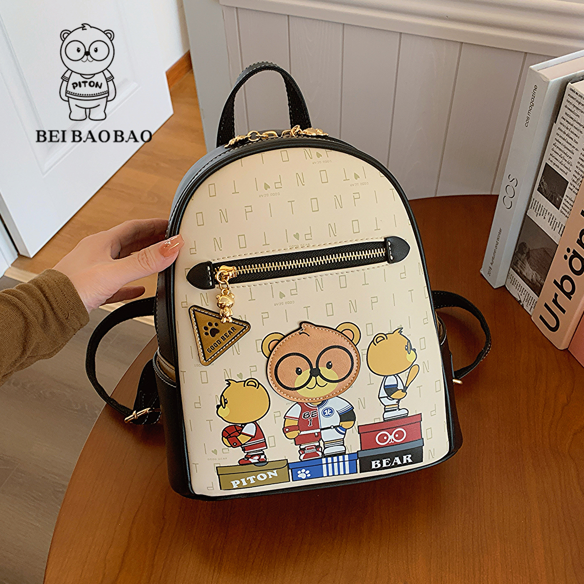 กระเป๋าผู้หญิงสวยๆ กระเป๋าสะพายข้างผู้หญิง กระเป๋าแบรนด์ BEAR BAG กระเป๋าหมีสุดคิ้ว!