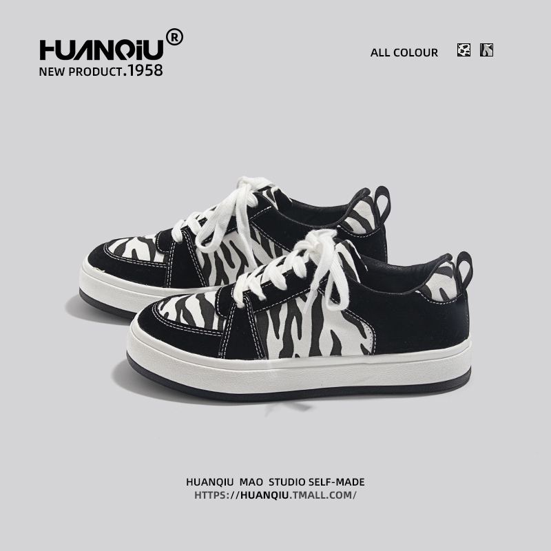 รองเท้าผ้าใบผู้หญิง ใส่สบาย รองเท้าผ้าใบใส่เที่ยวผู้หญิง มีSIZE 35 36 37 38 39 40