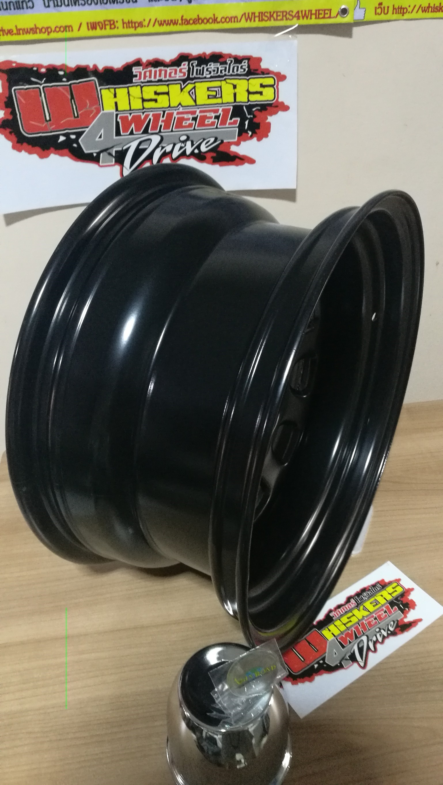 ล้อกระทะนำเข้า Asia Road 16x8"-30 ดำ ลาย UFO-A07 ระฆังคว่ำ พร้อมฝาคอบดุม 6 รู 139.7