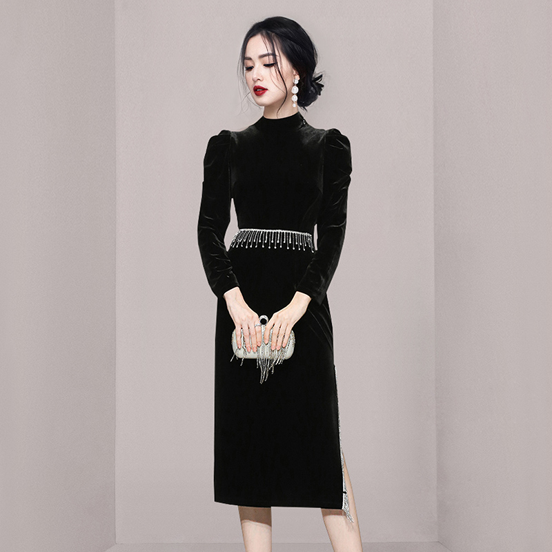 ชุดเดรสยาวสวยๆ สไตล์เกาหลี มีขนาด S M L XL สนใจทักแชท