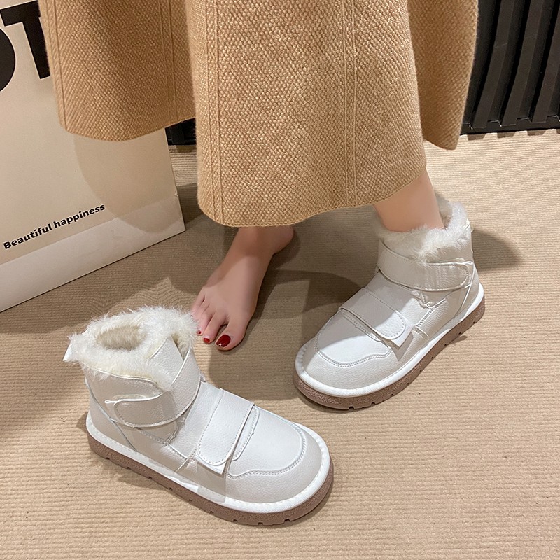 รองเท้าบูทแฟชั่นหญิง มีขนาดให้สั่งซื้อ 35 36 37 38 39 40 แจ้งขนาดในช่องหมายเหตุ
