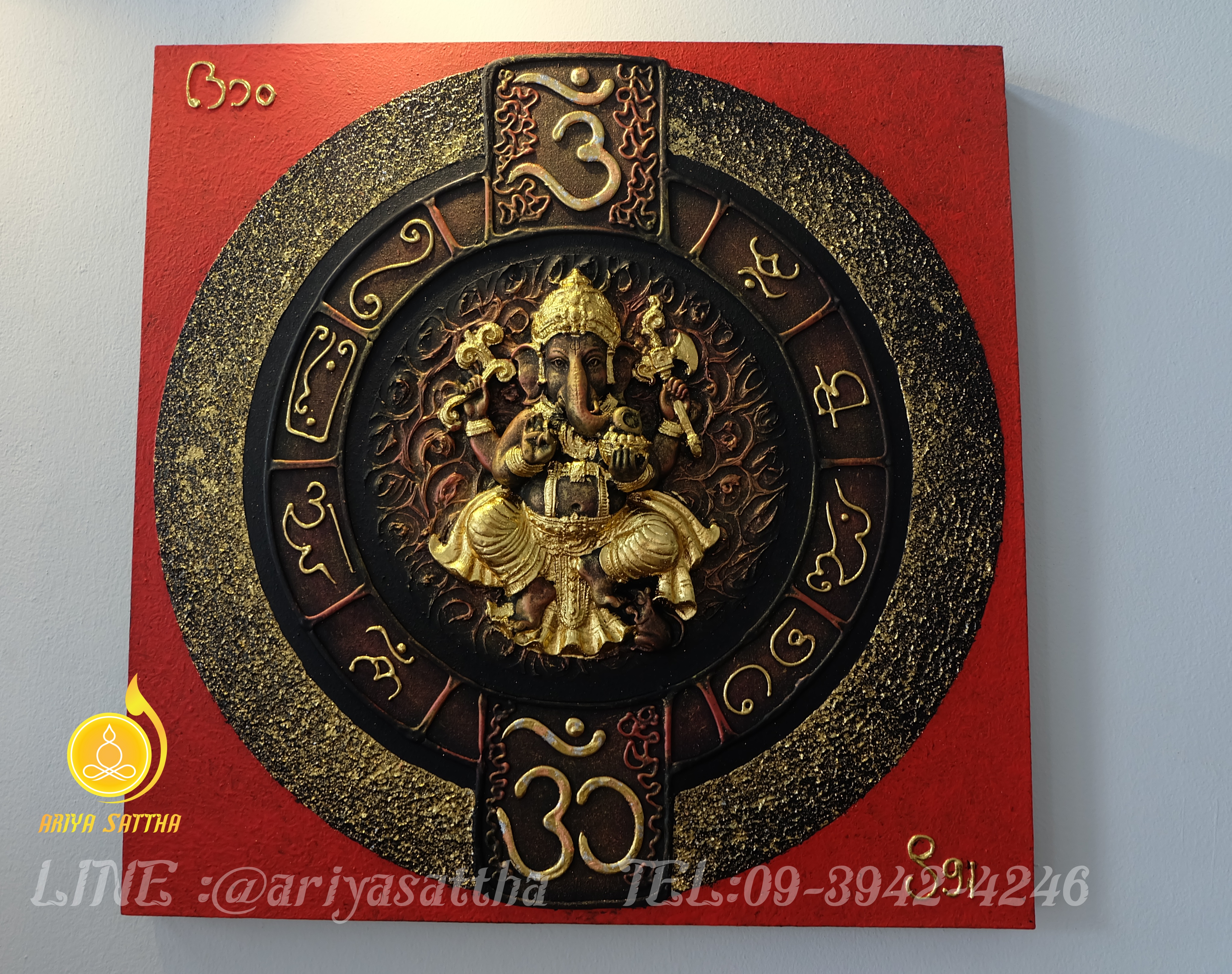 พระพิฆเนศ ภาพมงคล ขนาด 60x60 cm.ตกแต่งบ้าน ห้องพระ ของขวัญขึ้นบ้านใหม่ งาน handmade ภาพวาดปิดทองแต่งผนังบ้าน คอนโด สีแดง