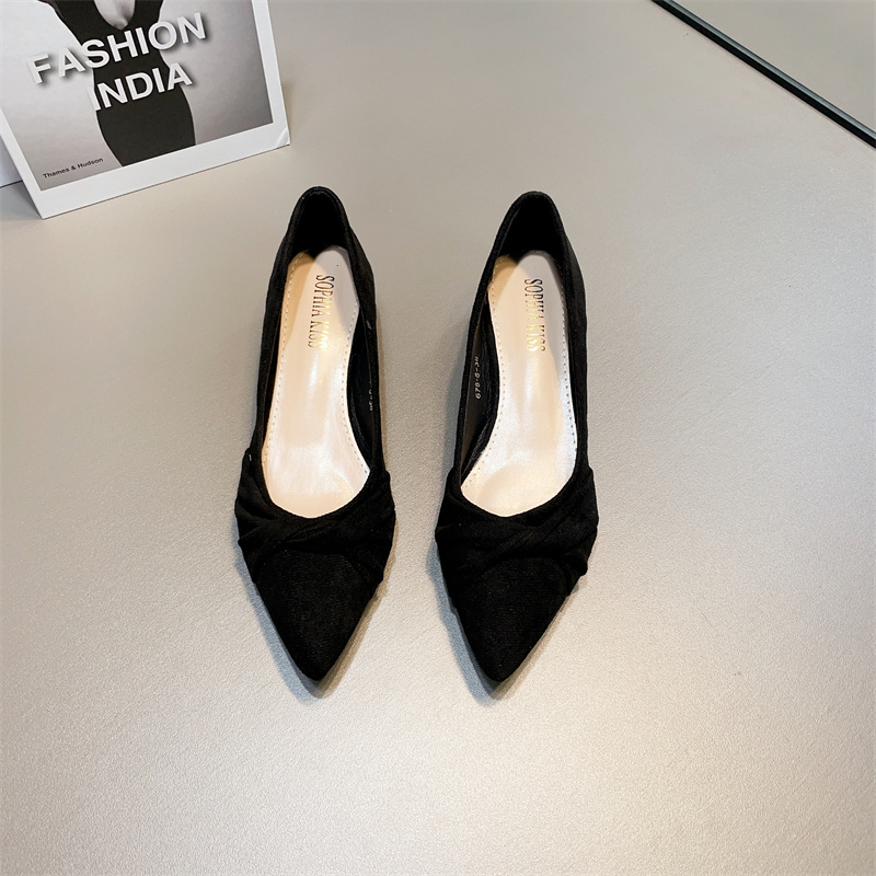 รองเท้าคัทชูผู้หญิงส้นเตี้ย ใส่สบาย มีขนาด35-40