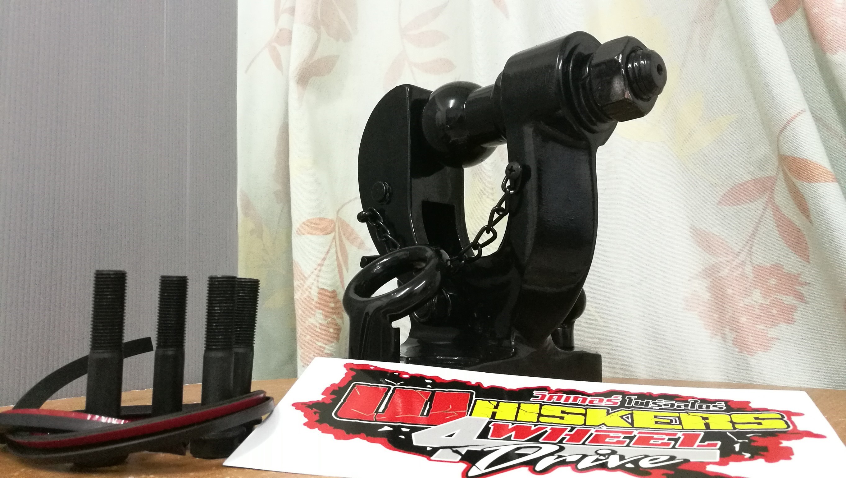 หัวลากปากนกแก้ว 8 ตัน VX80 ตัวใหญ่ ตัวใหญ่สำหรับ VX80 สีดำ พร้อมหูเซฟตี้ 2 ด้าน