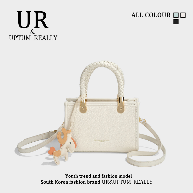 กระเป๋าผู้หญิงสวยๆ กระเป๋าสะพายข้างผู้หญิง กระเป๋าแบรนด์ BEAR BAG กระเป๋าหมีสุดคิ้ว!