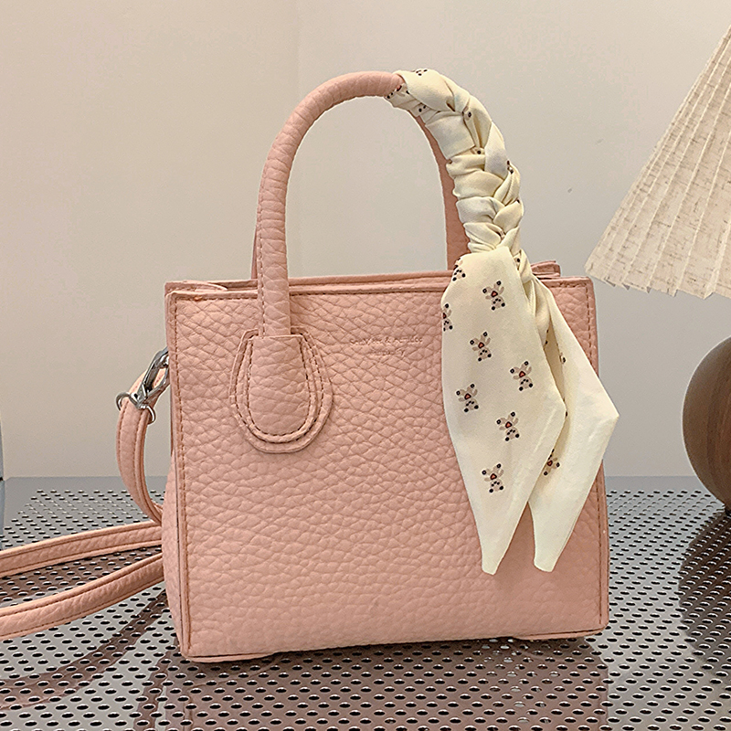 กระเป๋าผู้หญิงสวยๆ กระเป๋าสะพายข้างผู้หญิง กระเป๋าแบรนด์COOL BAG
