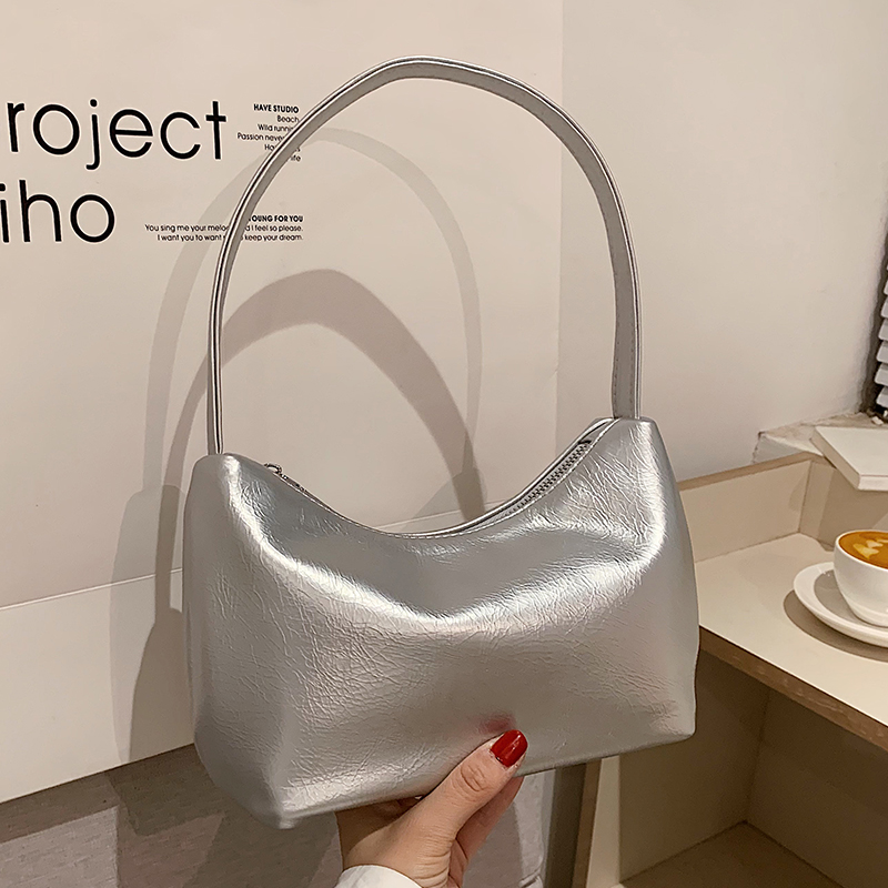 กระเป๋าผู้หญิงสวยๆ กระเป๋าสะพายข้างผู้หญิง กระเป๋าแบรนด์COOL BAG