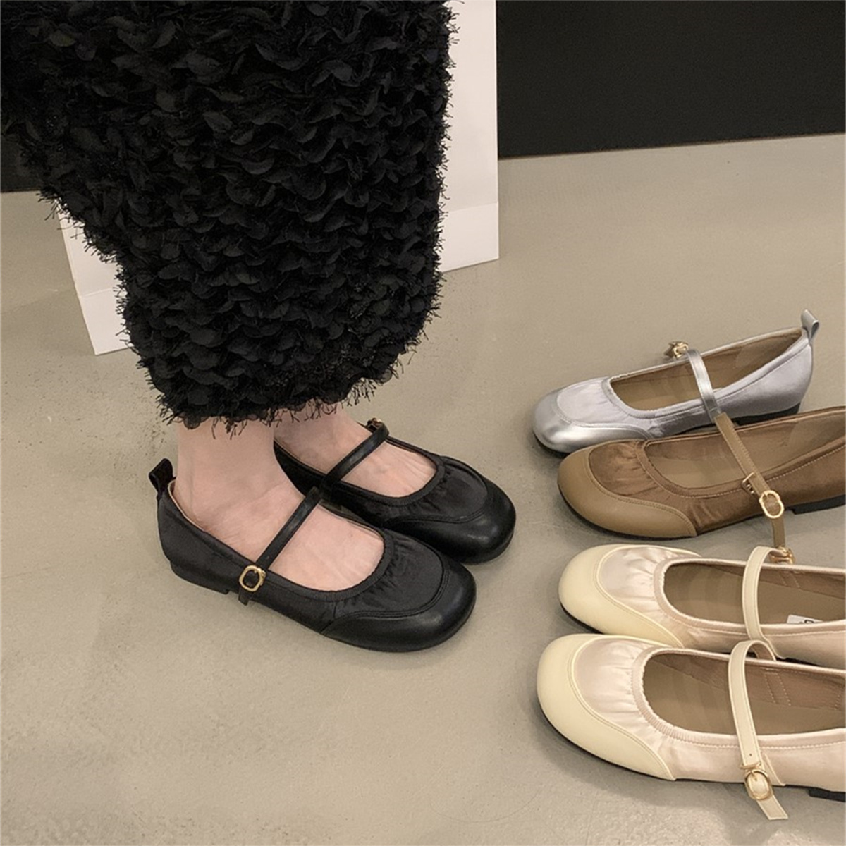 รองเท้าคัทชูผู้หญิงส้นเตี้ย ใส่สบาย มีขนาด35-43