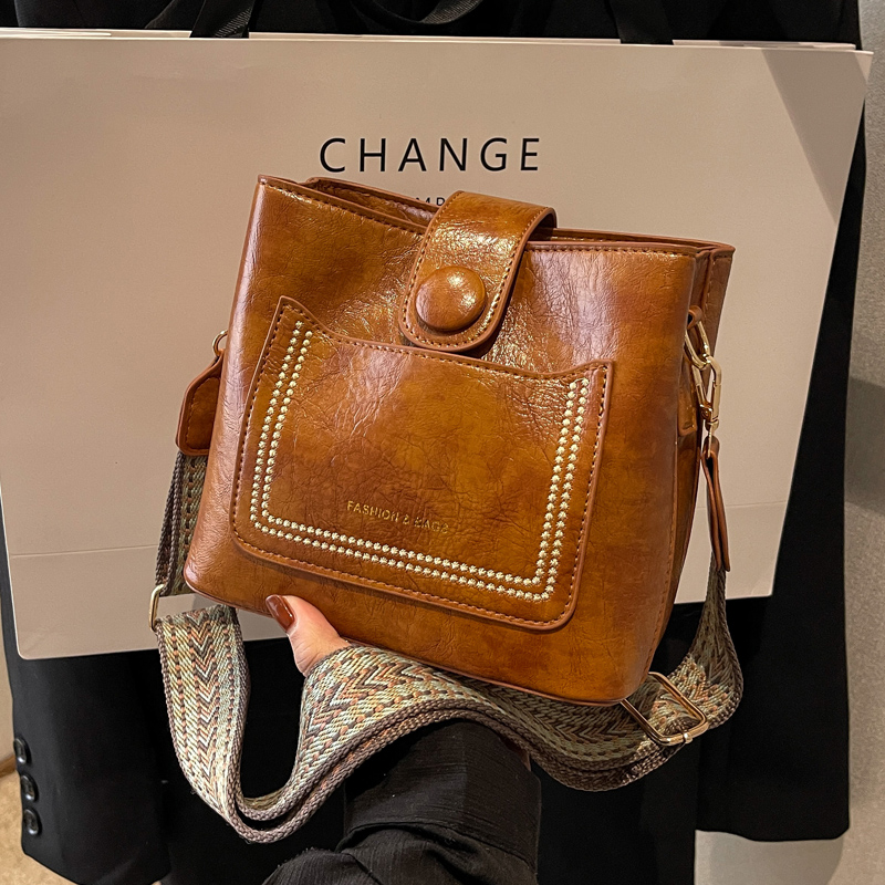 กระเป๋าผู้หญิงสวยๆ กระเป๋าสะพายข้างผู้หญิง กระเป๋าแบรนด์COOL BAG