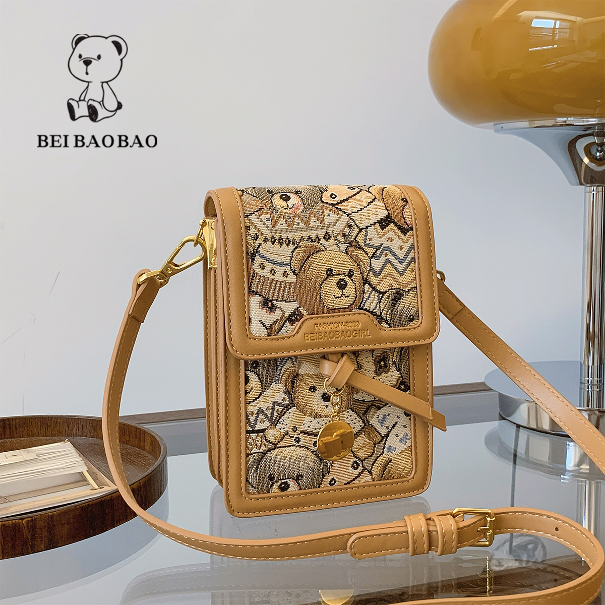 กระเป๋าผู้หญิงสวยๆ กระเป๋าสะพายข้างผู้หญิง กระเป๋าแบรนด์ BEAR BAG กระเป๋าหมีสุดคิ้ว!