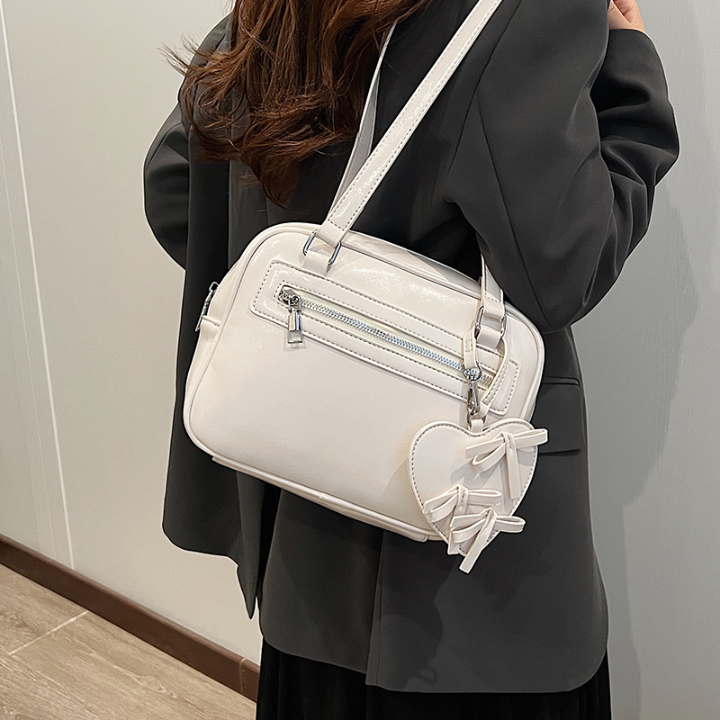 กระเป๋าผู้หญิงสวยๆ กระเป๋าสะพายข้างผู้หญิง กระเป๋าแบรนด์COOL BAG
