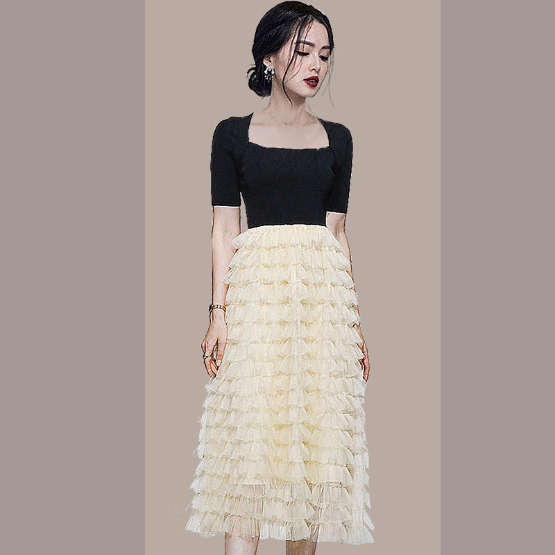 ชุดเดรสยาวสวยๆ สไตล์เกาหลี มีขนาด S M L XL สนใจทักแชท