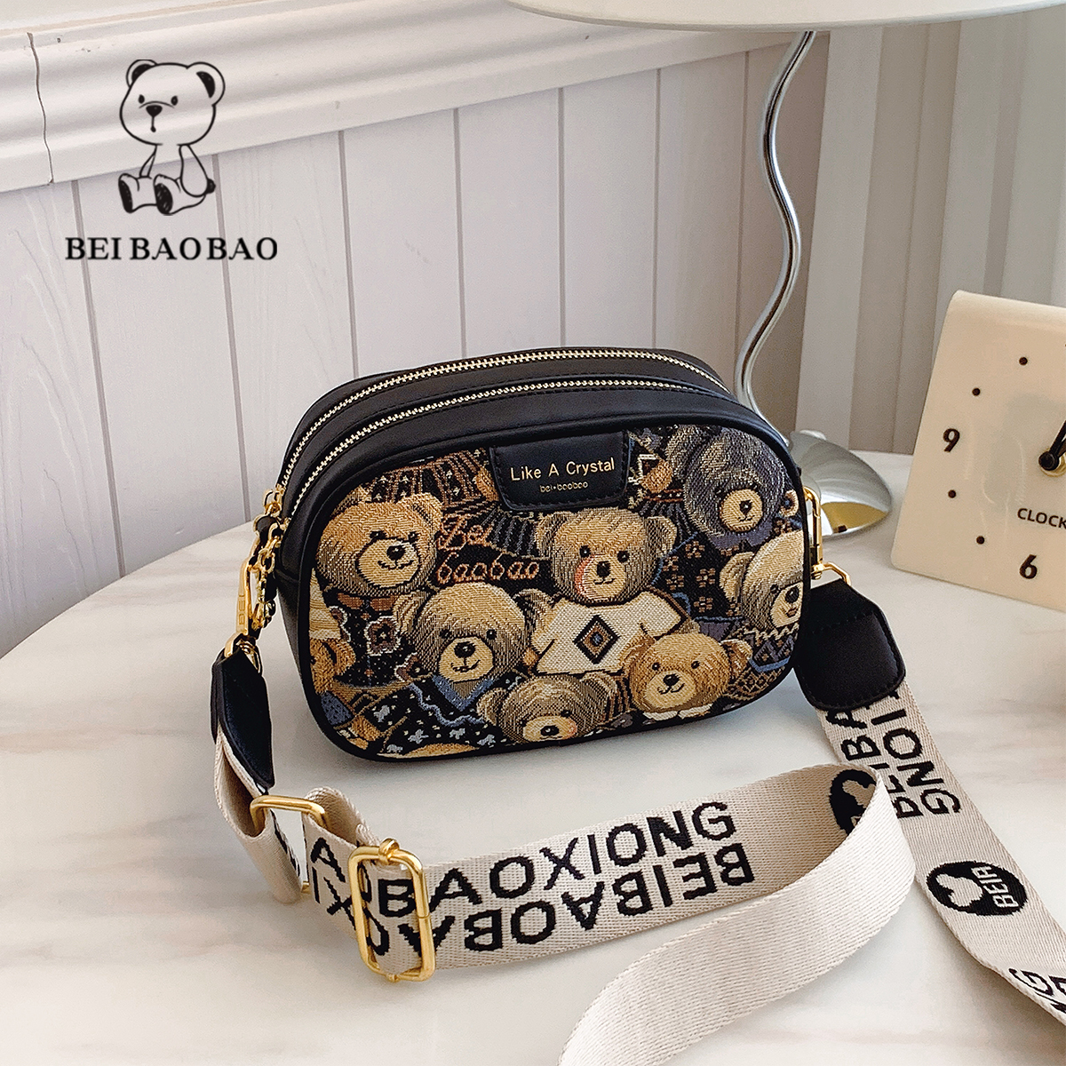 กระเป๋าผู้หญิงสวยๆ กระเป๋าสะพายข้างผู้หญิง กระเป๋าแบรนด์ BEAR BAG กระเป๋าหมีสุดคิ้ว!