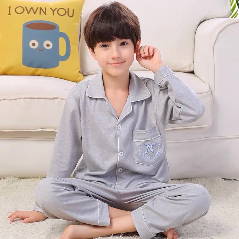 พรีออเดอร์ ชุดนอนเด็กโตพิมพ์ลาย กระดุม แขนยาว