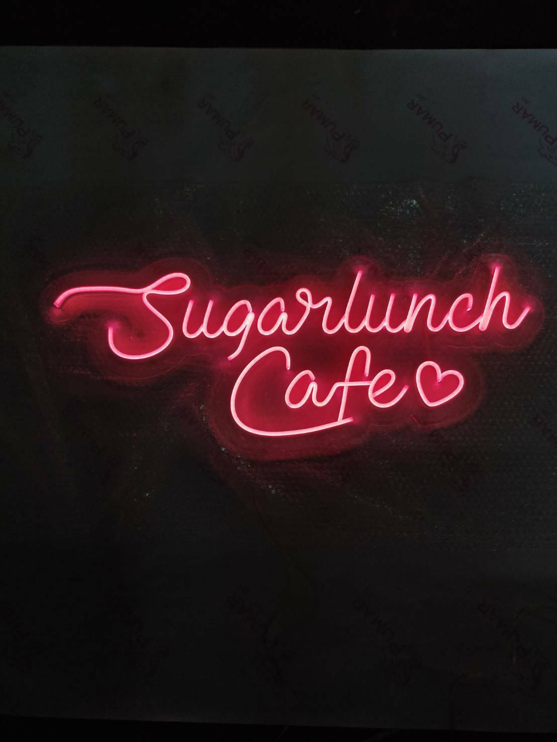 ป้ายไฟนีออนดัด ติดบนแผ่นอะคริลิคใส - Sugarlunch Cafe #ป้ายไฟร้านอาหาร