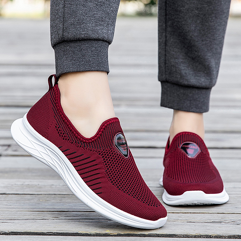 รองเท้าผ้าใบผู้หญิง ใส่สบาย รองเท้าผ้าใบใส่เที่ยวผู้หญิง มีSIZE 35 36 37 38 39 40