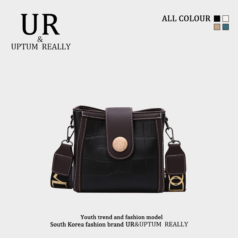กระเป๋าผู้หญิงสวยๆ กระเป๋าสะพายข้างผู้หญิง กระเป๋าแบรนด์ BEAR BAG กระเป๋าหมีสุดคิ้ว!