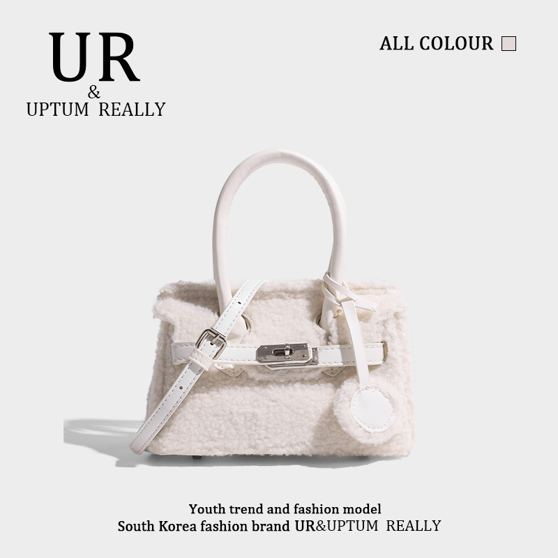 กระเป๋าผู้หญิงสวยๆ กระเป๋าสะพายข้างผู้หญิง กระเป๋าแบรนด์ BEAR BAG กระเป๋าหมีสุดคิ้ว!