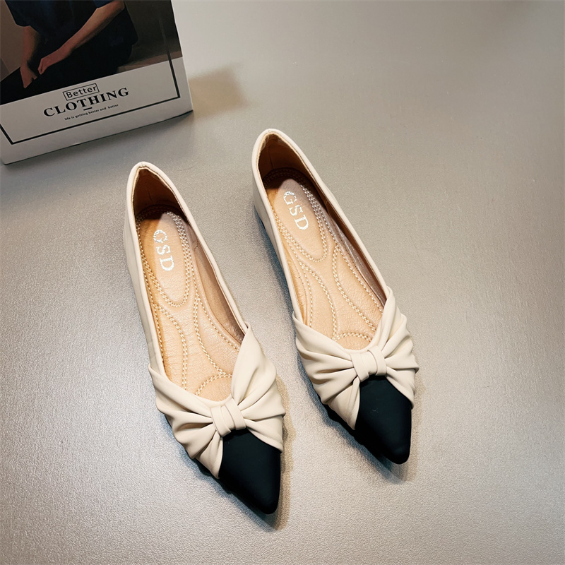 รองเท้าคัทชูผู้หญิงส้นเตี้ย ใส่สบาย มีขนาด35-40