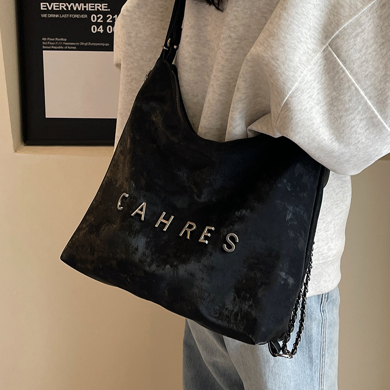 กระเป๋าผู้หญิงสวยๆ กระเป๋าสะพายข้างผู้หญิง กระเป๋าแบรนด์COOL BAG
