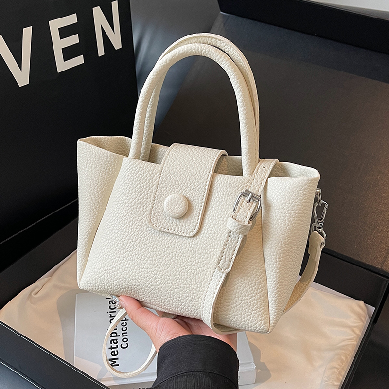 กระเป๋าผู้หญิงสวยๆ กระเป๋าสะพายข้างผู้หญิง กระเป๋าแบรนด์COOL BAG
