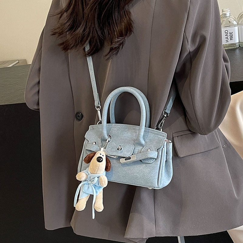กระเป๋าผู้หญิงสวยๆ กระเป๋าสะพายข้างผู้หญิง กระเป๋าแบรนด์COOL BAG