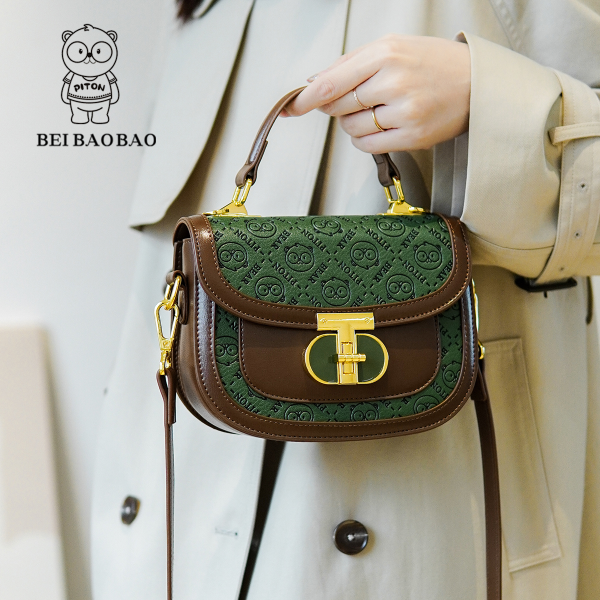 กระเป๋าผู้หญิงสวยๆ กระเป๋าสะพายข้างผู้หญิง กระเป๋าแบรนด์ BEAR BAG กระเป๋าหมีสุดคิ้ว!