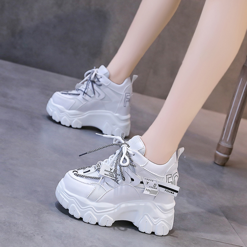 รองเท้าผ้าใบผู้หญิง ใส่สบาย รองเท้าผ้าใบใส่เที่ยวผู้หญิง มีSIZE 35 36 37 38 39 40