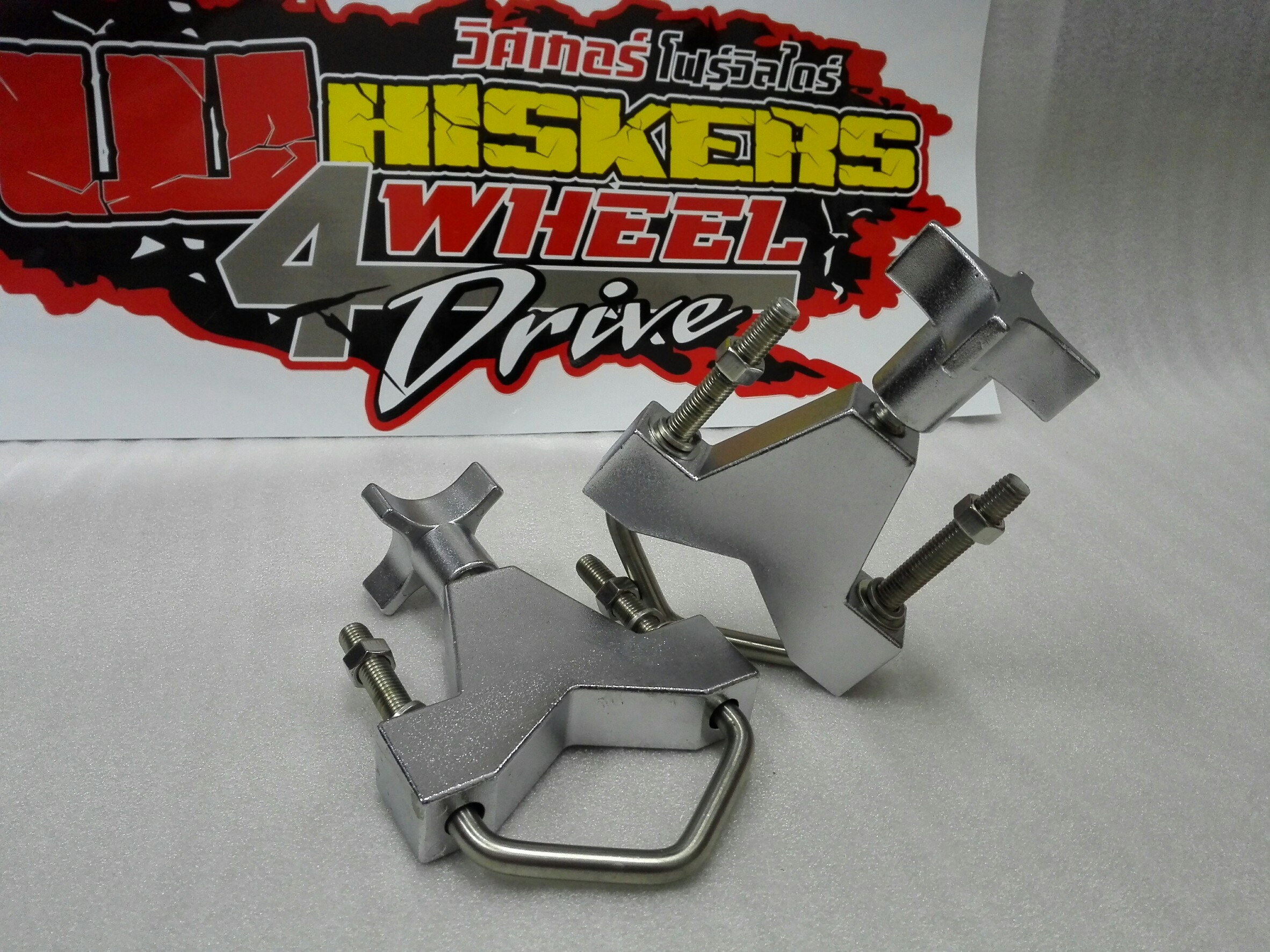 ขายึดไฮลิฟแจ็ค ยึดเฟรมแจ๊ค อลูมิเนียม เกลียวขันเป็นสเตนเลส