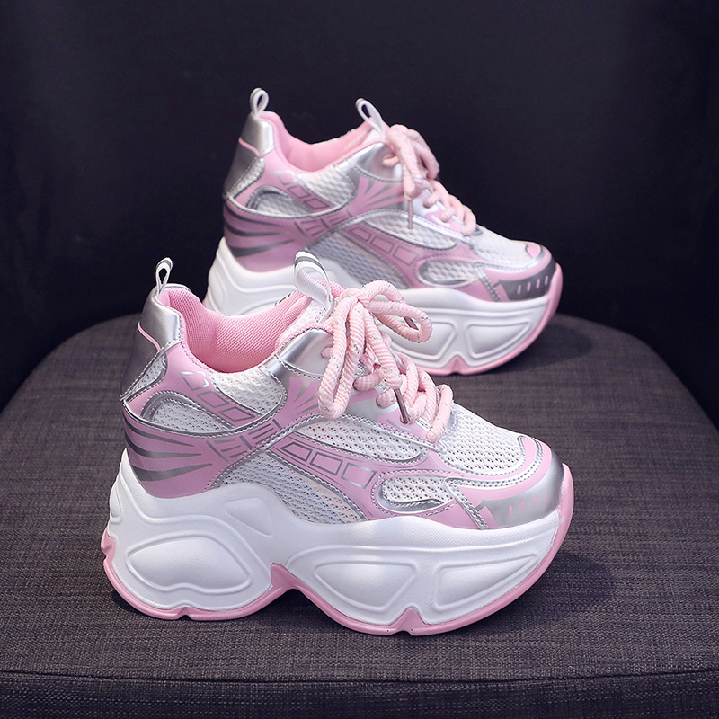 รองเท้าผ้าใบเสริมส้นสูง ไซต์35-39 สนใจทักแชท ฟรีค่าส่ง!