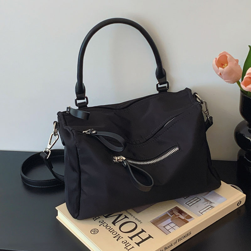 กระเป๋าผู้หญิงสวยๆ กระเป๋าสะพายข้างผู้หญิง กระเป๋าแบรนด์COOL BAG