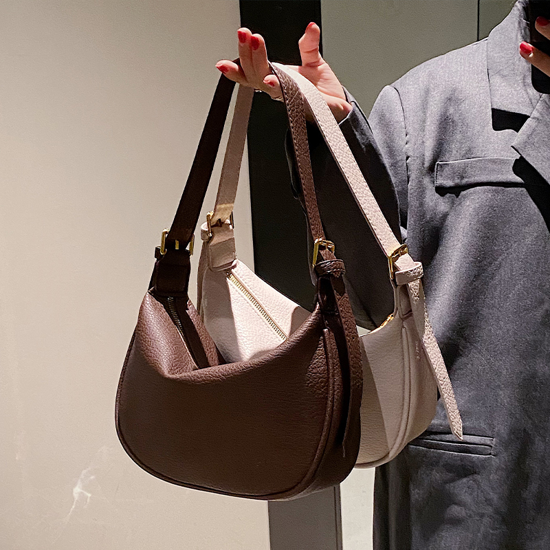 กระเป๋าผู้หญิงสวยๆ กระเป๋าสะพายข้างผู้หญิง กระเป๋าแบรนด์COOL BAG