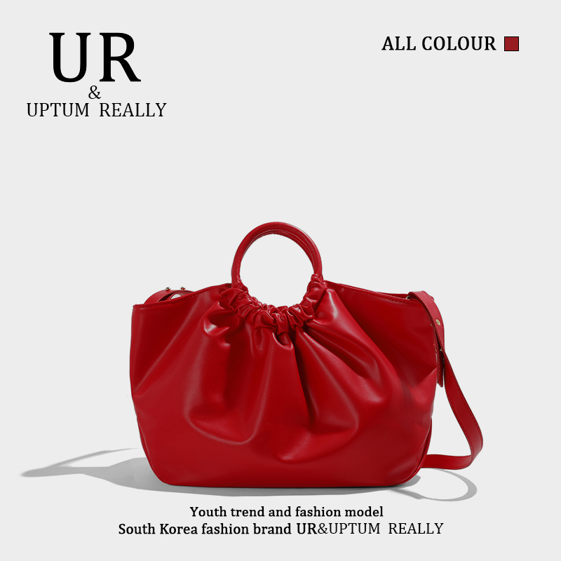 กระเป๋าผู้หญิงสวยๆ กระเป๋าสะพายข้างผู้หญิง กระเป๋าแบรนด์ BEAR BAG กระเป๋าหมีสุดคิ้ว!