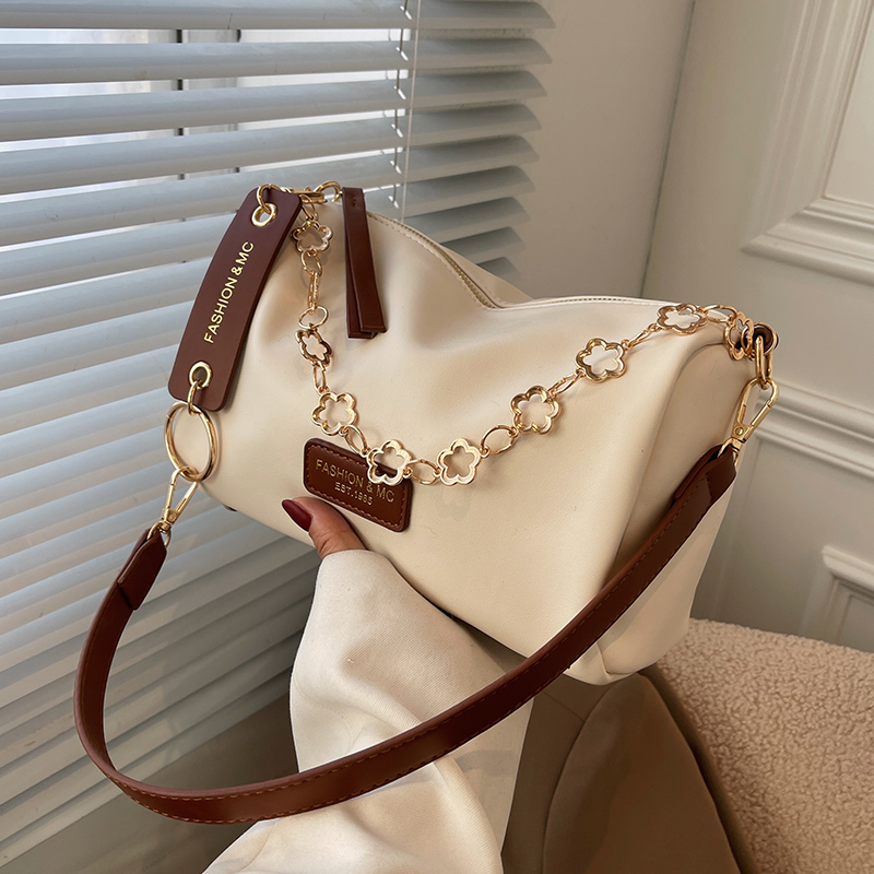 กระเป๋าผู้หญิงสวยๆ กระเป๋าสะพายข้างผู้หญิง กระเป๋าแบรนด์COOL BAG