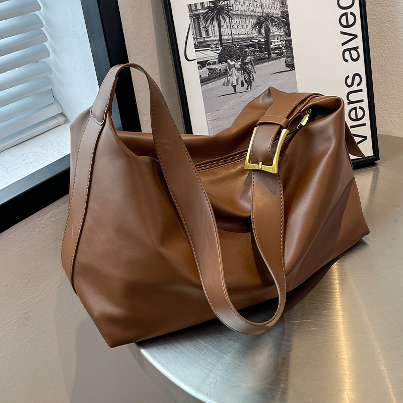 กระเป๋าผู้หญิงสวยๆ กระเป๋าสะพายข้างผู้หญิง กระเป๋าแบรนด์COOL BAG
