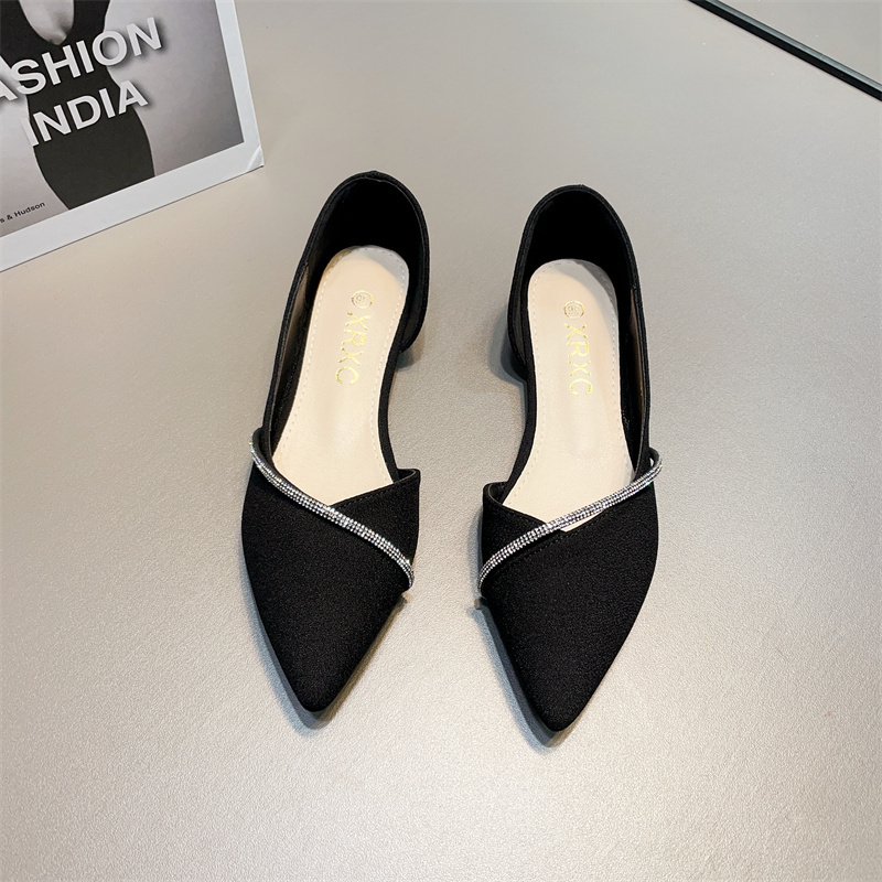 รองเท้าคัทชูผู้หญิงส้นเตี้ย ใส่สบาย มีขนาด35-40